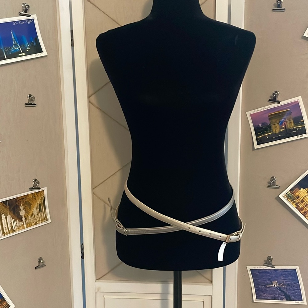 🛍️B2G1 FREE🛍️Set: 2 New York & Co metalic belts NWT gold & NWOT silver size S